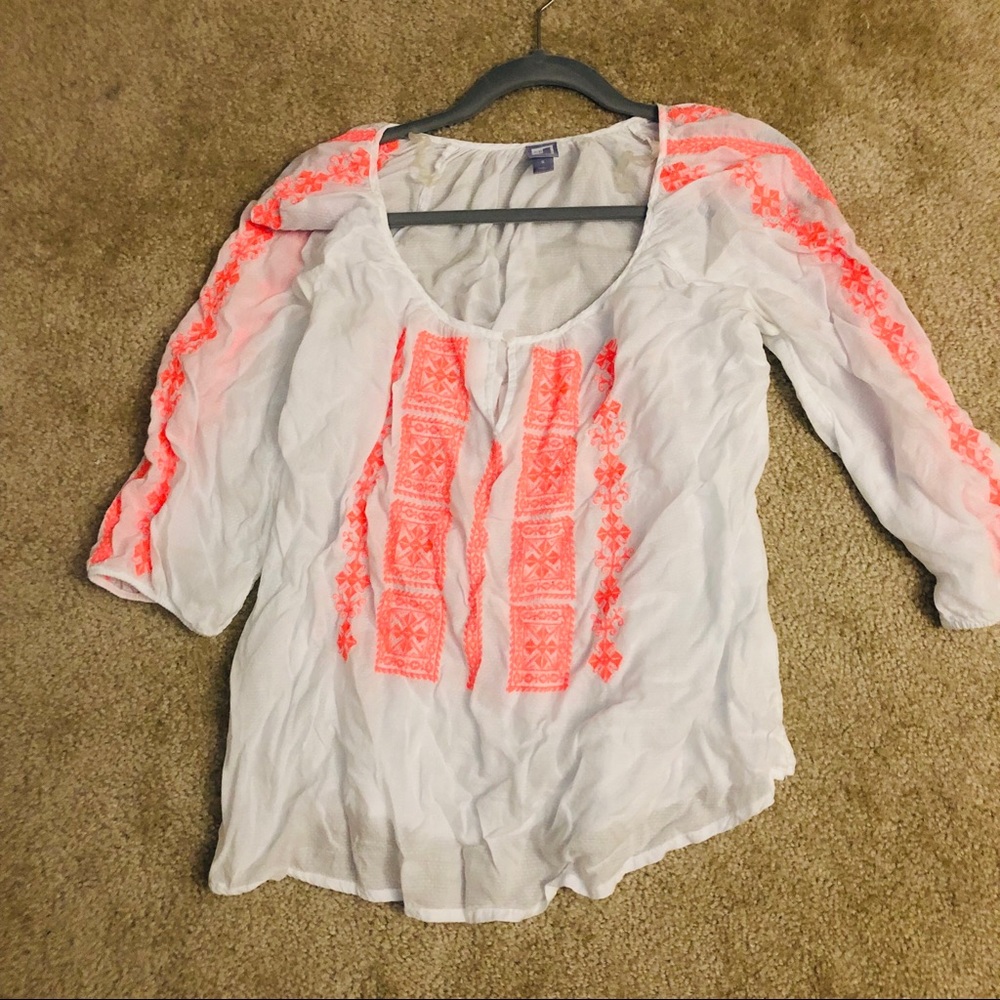 Cute white and coral designed half sleeve shirt